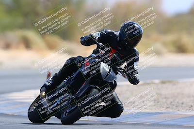 media/May-15-2022-SoCal Trackdays (Sun) [[33a09aef31]]/Turn 2 (945am)/